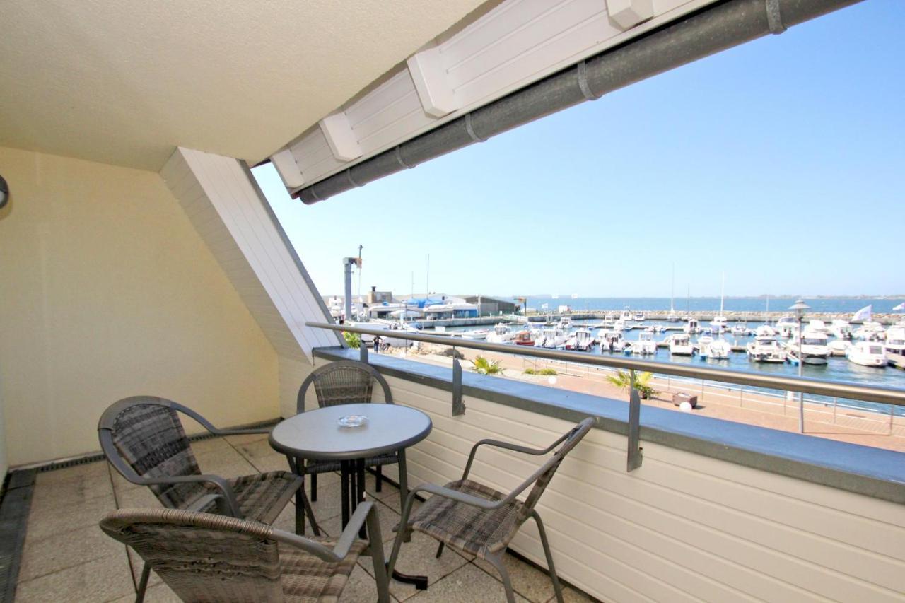 Hafennahe Ferienwohnung Mit Balkon Und Meerblick - Hafenhaeuser Wiek Fewo Wohnung 03 Wiek auf Rügen 外观 照片