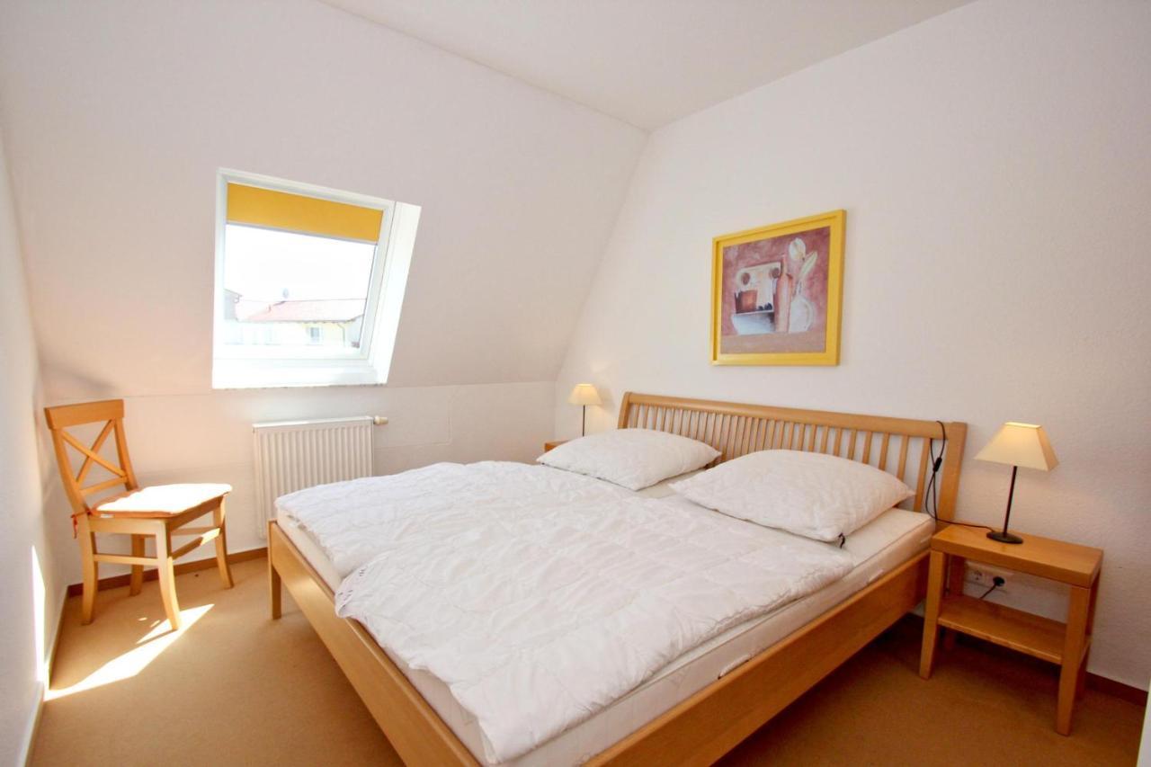 Hafennahe Ferienwohnung Mit Balkon Und Meerblick - Hafenhaeuser Wiek Fewo Wohnung 03 Wiek auf Rügen 外观 照片