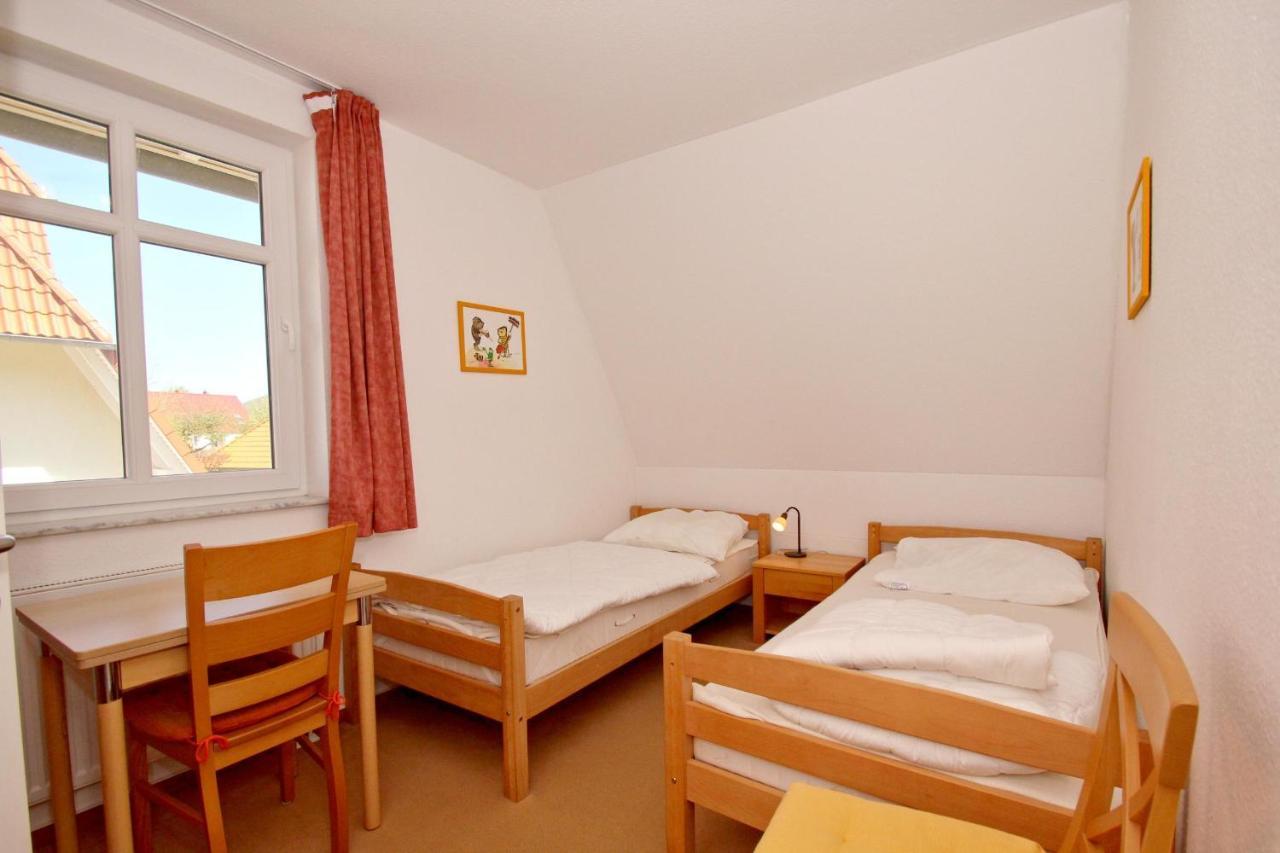 Hafennahe Ferienwohnung Mit Balkon Und Meerblick - Hafenhaeuser Wiek Fewo Wohnung 03 Wiek auf Rügen 外观 照片